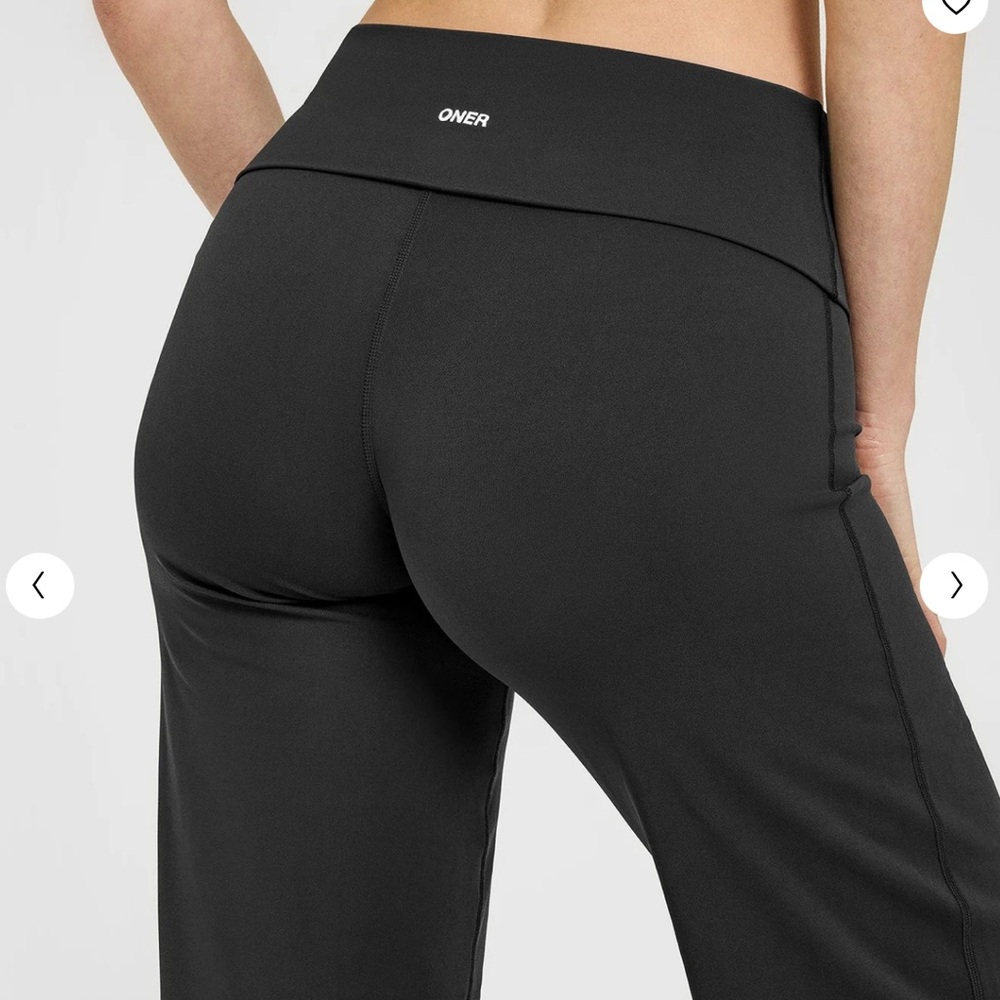 SOFTMOTION™️ Fold Over Black Straight Legs